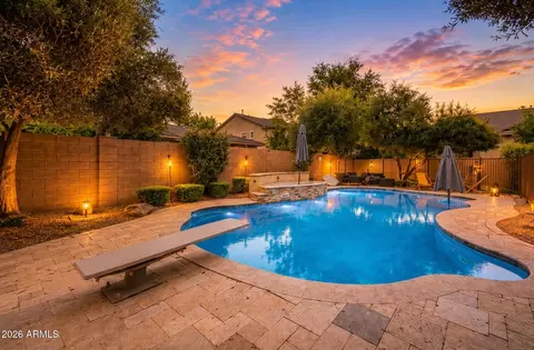 3852 E Comstock Dr, Gilbert, AZ 85296
