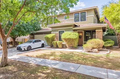 Exterior - 3852 E Comstock Dr, Gilbert, AZ 85296 photo 2 of 6