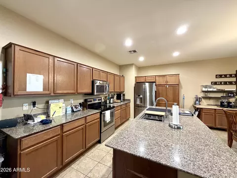Kitchen - 3230 E Rochelle St, Mesa, AZ 85213 photo 2 of 3