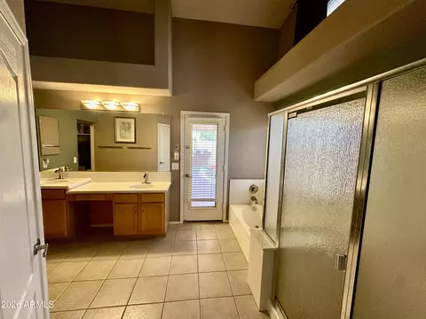 Bath - 11245 E Pratt Ave, Mesa, AZ 85212 photo 3 of 4