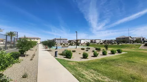 Exterior - 8149 E Petunia Ave #1046, Mesa, AZ 85212 photo 3 of 6