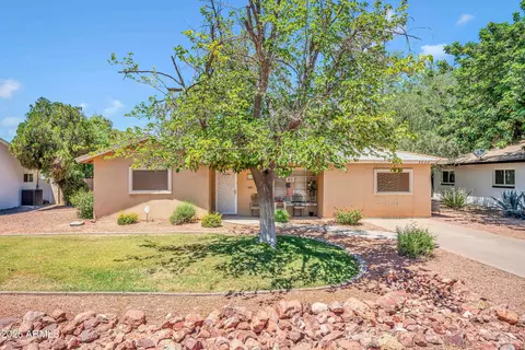 3828 N 36th St, Phoenix, AZ 85018