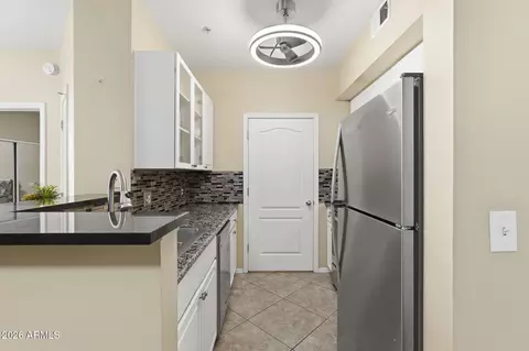 Kitchen - 1701 E Colter St #303, Phoenix, AZ 85016 photo 1 of 5