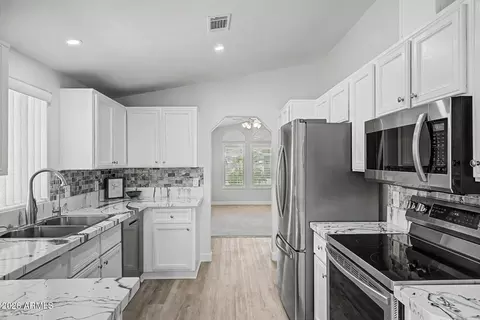 2550 S Ellsworth Rd #50, Mesa, AZ 85209