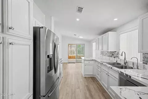 2550 S Ellsworth Rd #50, Mesa, AZ 85209