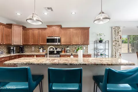 Kitchen - 2695 E Rakestraw Ln, Gilbert, AZ 85298 photo 1 of 6