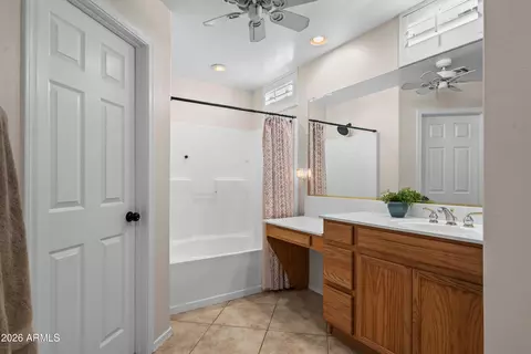 Bath - 1024 E Frye Rd #1105, Phoenix, AZ 85048 photo 1 of 3