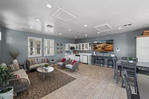 View/Area - 1024 E Frye Rd #1105, Phoenix, AZ 85048 photo 1 of 6