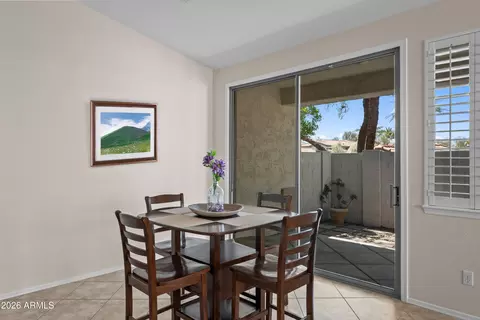 Dining - 1024 E Frye Rd #1105, Phoenix, AZ 85048 photo 2 of 2