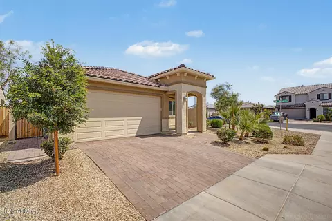 8954 W San Juan Ave, Glendale, AZ 85305