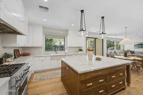 Kitchen - 3929 E Morrison Ranch Pkwy, Gilbert, AZ 85296 photo 6 of 9