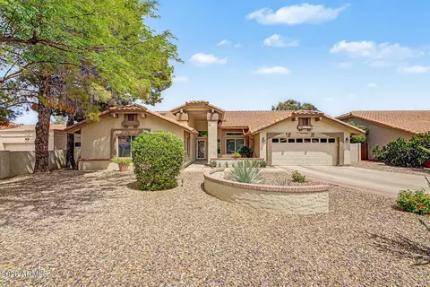 1924 El Freda Rd, Tempe, AZ 85284