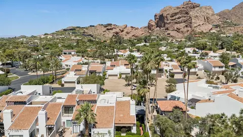View/Area - 4438 E Camelback Rd #149, Phoenix, AZ 85018 photo 1 of 4