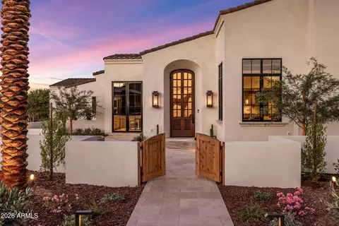 4901 E Berneil Dr, Paradise Valley, AZ 85253