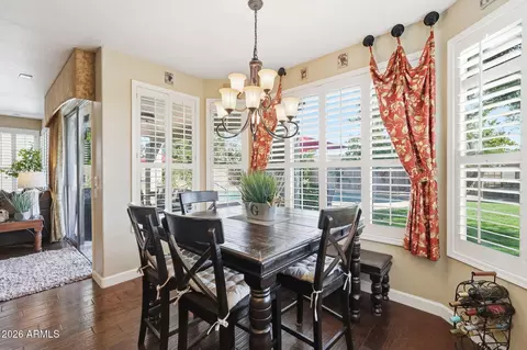 Dining - 4021 E Kirkland Rd, Phoenix, AZ 85050 photo 2 of 2
