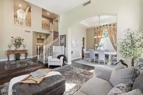 Living - 4021 E Kirkland Rd, Phoenix, AZ 85050 photo 2 of 3