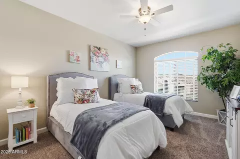 Bedroom - 4021 E Kirkland Rd, Phoenix, AZ 85050 photo 4 of 5