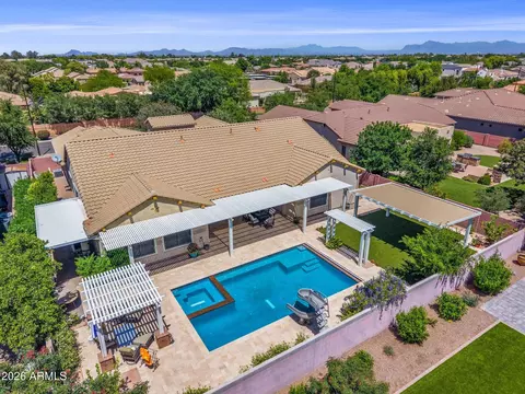 View/Area - 2845 E Red Oak St, Gilbert, AZ 85297 photo 1 of 11
