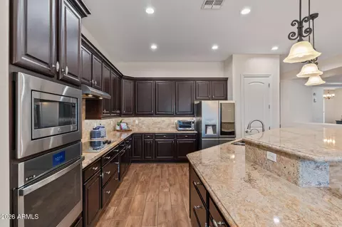Kitchen - 2845 E Red Oak St, Gilbert, AZ 85297 photo 2 of 5
