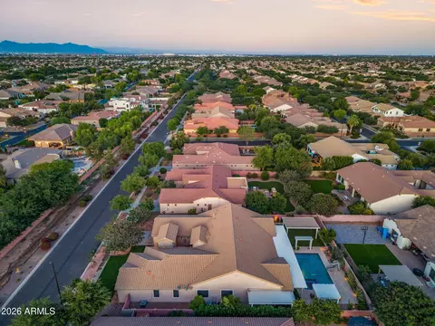 View/Area - 2845 E Red Oak St, Gilbert, AZ 85297 photo 8 of 11
