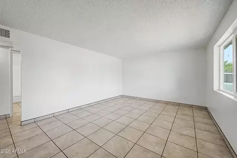 Living - 7007 W Wolf St, Phoenix, AZ 85033 photo 1 of 5