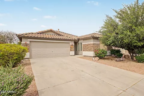 514 W Holstein Trl, San Tan Valley, AZ 85143