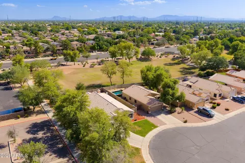 1694 E Sierra Madre Ave, Gilbert, AZ 85296 photo 2