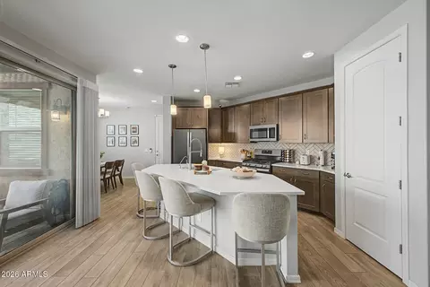 Kitchen - 2583 S Entwistle St, Gilbert, AZ 85295 photo 2 of 4