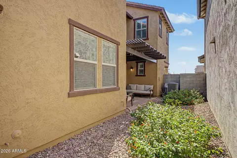 Exterior - 2583 S Entwistle St, Gilbert, AZ 85295 photo 5 of 5