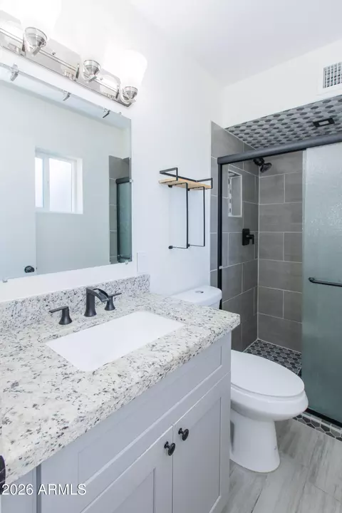 Bath - 9813 E Adobe Rd, Mesa, AZ 85207 photo 2 of 5