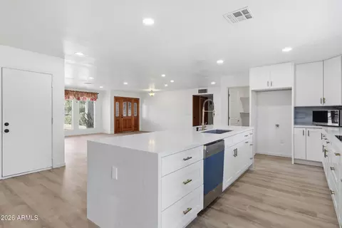Kitchen - 1338 E Kael St, Mesa, AZ 85203 photo 5 of 6