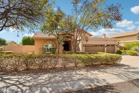 9153 E Palm Tree Dr, Scottsdale, AZ 85255