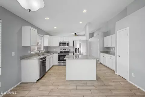 Kitchen - 8830 E Dallas St, Mesa, AZ 85207 photo 1 of 2