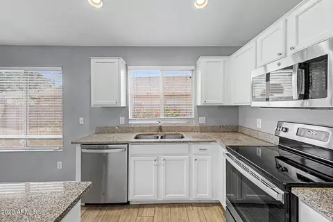 Kitchen - 8830 E Dallas St, Mesa, AZ 85207 photo 2 of 2