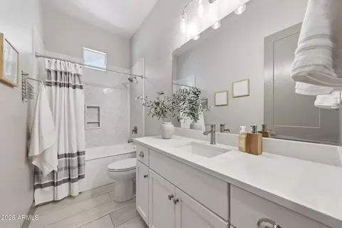 Bath - 4349 E Clifton Ave, Gilbert, AZ 85295 photo 4 of 4