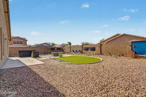 Exterior - 3222 W Apollo Rd, Phoenix, AZ 85041 photo 3 of 5