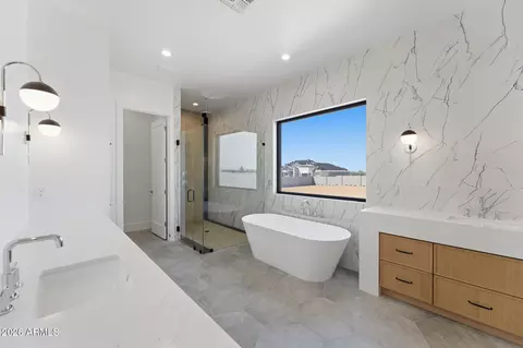 Bath - 15353 S 229th Ter, Mesa, AZ 85212 photo 5 of 12