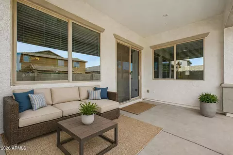 Exterior - 2564 E Orleans Dr, Gilbert, AZ 85298 photo 2 of 6