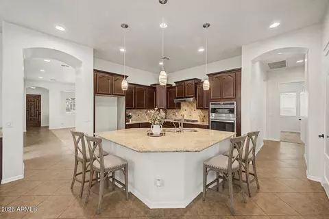 2564 E Orleans Dr, Gilbert, AZ 85298