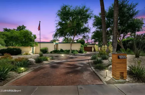 Exterior - 8709 N 11th Ave, Phoenix, AZ 85021 photo 1 of 7