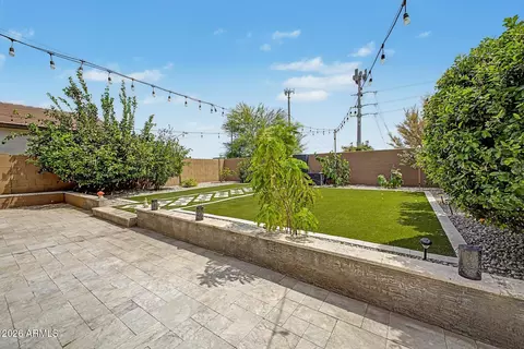 Exterior - 701 E Liberty Ln, Gilbert, AZ 85296 photo 9 of 11