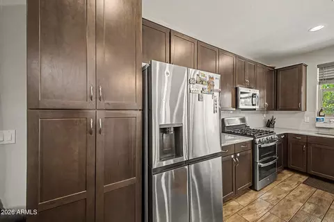 Kitchen - 701 E Liberty Ln, Gilbert, AZ 85296 photo 4 of 4