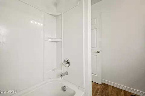 Bath - 701 E Liberty Ln, Gilbert, AZ 85296 photo 4 of 4