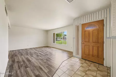 4750 W Acoma Dr, Glendale, AZ 85306