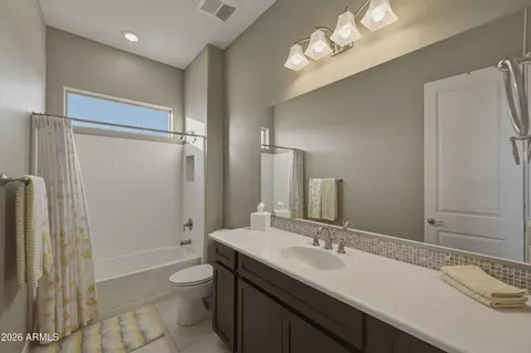 Bath - 6648 S Lyon Dr, Gilbert, AZ 85298 photo 4 of 5