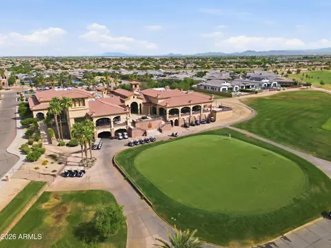 View/Area - 6648 S Lyon Dr, Gilbert, AZ 85298 photo 6 of 9