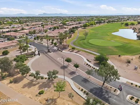View/Area - 6648 S Lyon Dr, Gilbert, AZ 85298 photo 8 of 9