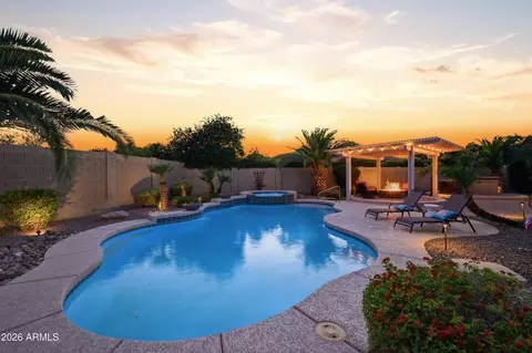 Exterior - 6648 S Lyon Dr, Gilbert, AZ 85298 photo 3 of 7
