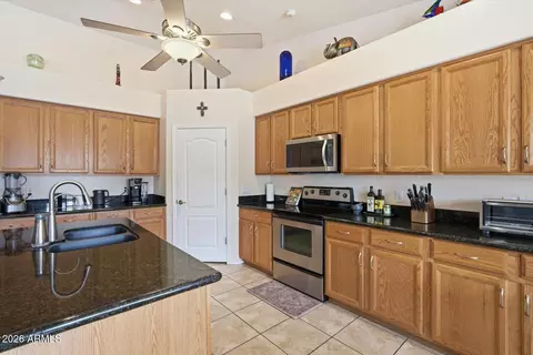 Kitchen - 3447 E Harvard Ave, Gilbert, AZ 85234 photo 3 of 4
