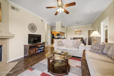 5345 E Van Buren St #374, Phoenix, AZ 85008